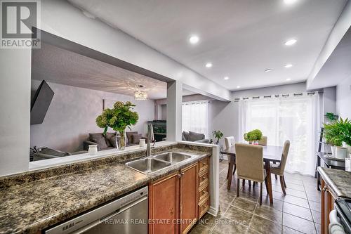 32 Cedarville Drive, Hamilton (Stoney Creek Mountain), ON - Indoor Photo Showing Kitchen With Double Sink