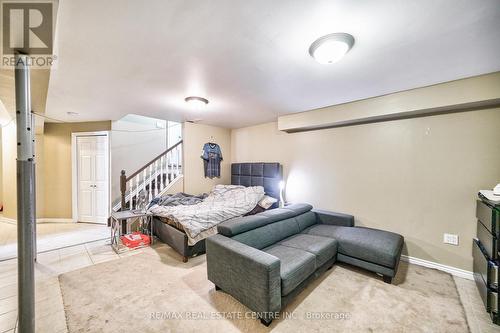 32 Cedarville Drive, Hamilton, ON - Indoor