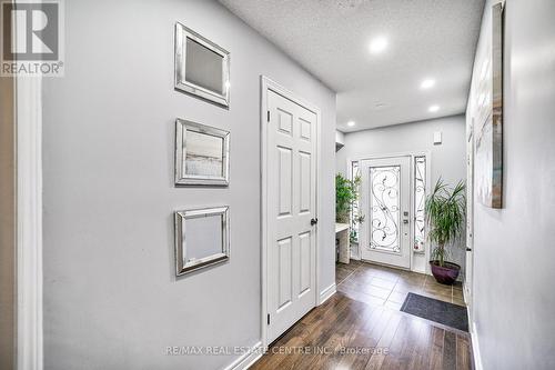 32 Cedarville Drive, Hamilton (Stoney Creek Mountain), ON - Indoor Photo Showing Other Room