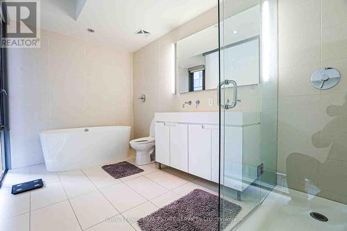 1505 - 25 Oxley Street, Toronto, ON - Indoor Photo Showing Bathroom