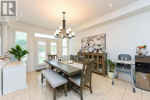 2522 Lyndhurst Drive, Oakville, ON - Indoor Photo Showing Dining Room