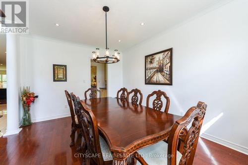 2522 Lyndhurst Drive, Oakville, ON - Indoor Photo Showing Dining Room