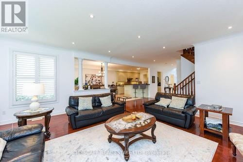 2522 Lyndhurst Drive, Oakville (Iroquois Ridge North), ON - Indoor Photo Showing Living Room