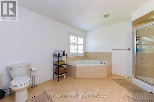 2522 Lyndhurst Drive, Oakville (Iroquois Ridge North), ON - Indoor Photo Showing Bathroom