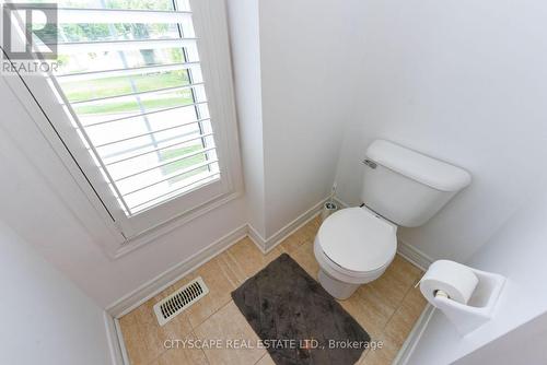 2522 Lyndhurst Drive, Oakville, ON - Indoor Photo Showing Bathroom