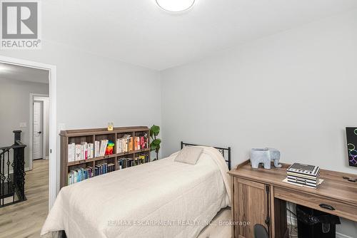 57 Larry Crescent, Haldimand, ON - Indoor Photo Showing Bedroom