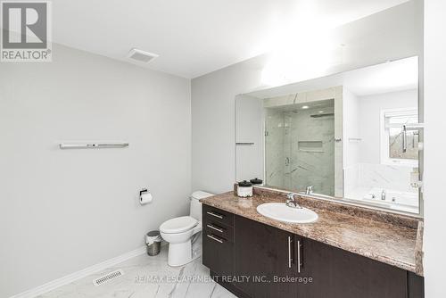 57 Larry Crescent, Haldimand, ON - Indoor Photo Showing Bathroom