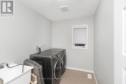 57 Larry Crescent, Haldimand, ON - Indoor Photo Showing Laundry Room