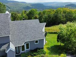 16-330 Rue de la Grande-Corniche  Sainte-Adèle, QC J8B 2A8