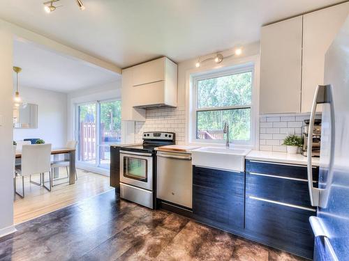 Kitchen - 23 Av. Summerhill, Pointe-Claire, QC - Indoor Photo Showing Kitchen