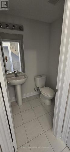 355 Tennant Circle, Vaughan (Vellore Village), ON - Indoor Photo Showing Bathroom