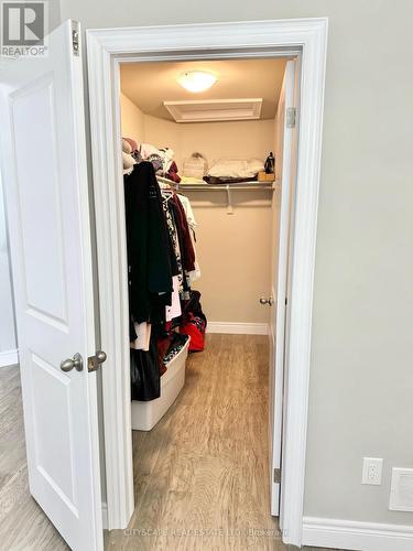 44 Miller Drive, Hamilton (Ancaster), ON - Indoor Photo Showing Bathroom