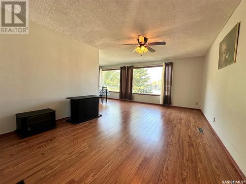 236 2Nd Avenue W, Spiritwood, SK - Indoor Photo Showing Other Room