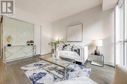 604 - 955 Bay Street, Toronto, ON - Indoor Photo Showing Living Room