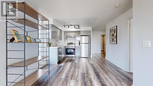 307 - 370 Highway 7 E, Richmond Hill (Doncrest), ON - Indoor Photo Showing Kitchen