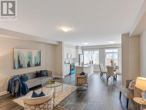 29 Doris Pawley Crescent, Caledon, ON - Indoor Photo Showing Living Room