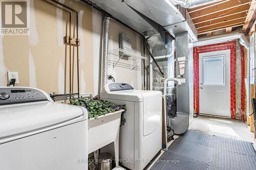 15 Seed House Lane, Halton Hills (Georgetown), ON - Indoor Photo Showing Laundry Room