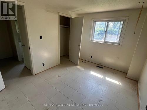 41 Maryknoll Avenue, Kawartha Lakes (Lindsay), ON - Indoor Photo Showing Other Room