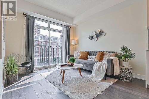 525E - 278 Buchanan Drive, Markham, ON - Indoor Photo Showing Living Room