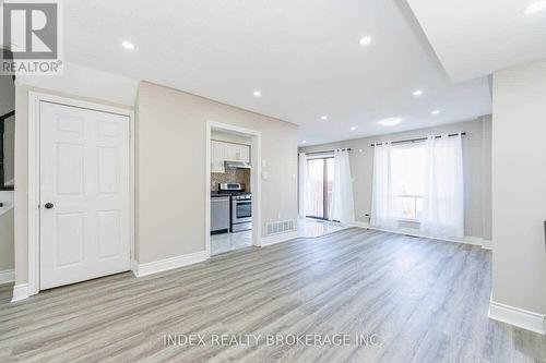 117 Richwood Crescent, Brampton, ON - Indoor Photo Showing Other Room