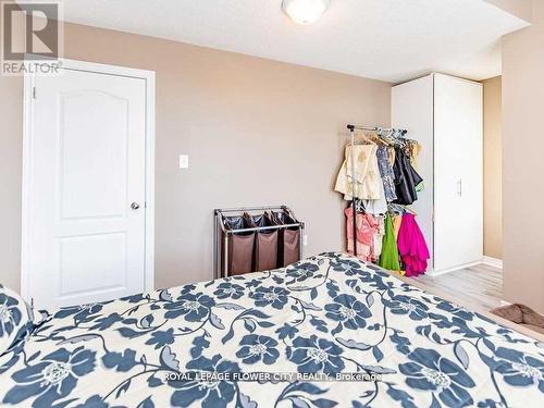 39 Bear Run Road, Brampton (Credit Valley), ON - Indoor Photo Showing Bedroom