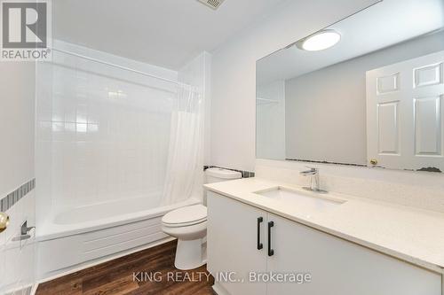 6 Langdale Crescent, Brampton (Fletcher'S West), ON - Indoor Photo Showing Bathroom