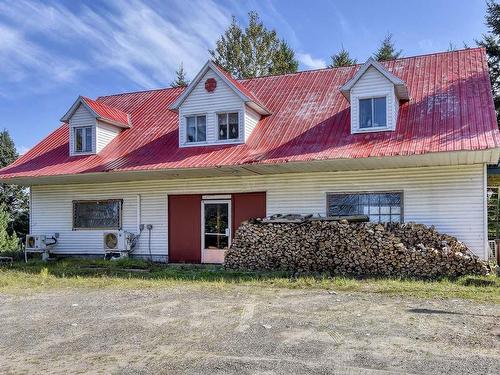 FaÃ§ade - 7456  - 7468 Route 117 N., Rivière-Rouge, QC - Outdoor