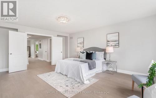 22 Serviceberry Crescent, Brampton (Vales Of Castlemore), ON - Indoor Photo Showing Bedroom