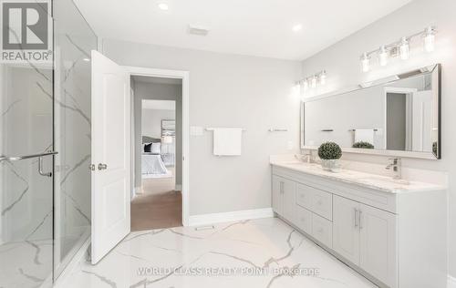 22 Serviceberry Crescent, Brampton (Vales Of Castlemore), ON - Indoor Photo Showing Bathroom