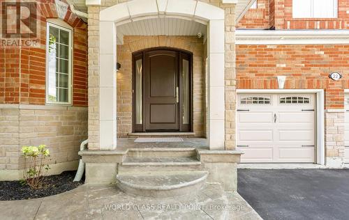 22 Serviceberry Crescent, Brampton (Vales Of Castlemore), ON - Outdoor