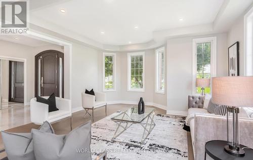 22 Serviceberry Crescent, Brampton (Vales Of Castlemore), ON - Indoor Photo Showing Living Room