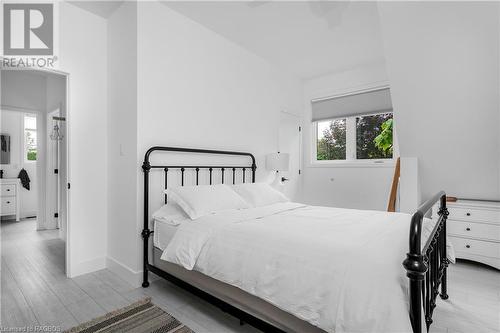 117 Hawthorn Lane, Eugenia, ON - Indoor Photo Showing Bedroom