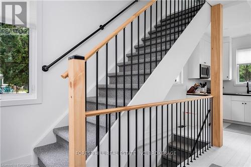 117 Hawthorn Lane, Grey Highlands, ON - Indoor Photo Showing Other Room