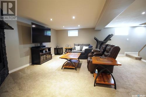 812 Mountain Street, Moosomin, SK - Indoor Photo Showing Basement