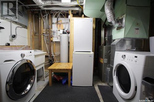 812 Mountain Street, Moosomin, SK - Indoor Photo Showing Laundry Room