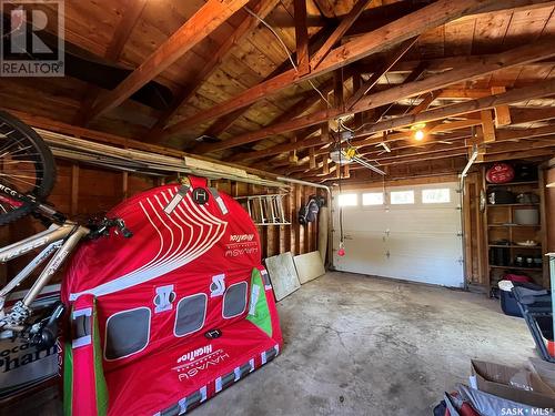 812 Mountain Street, Moosomin, SK - Indoor Photo Showing Garage