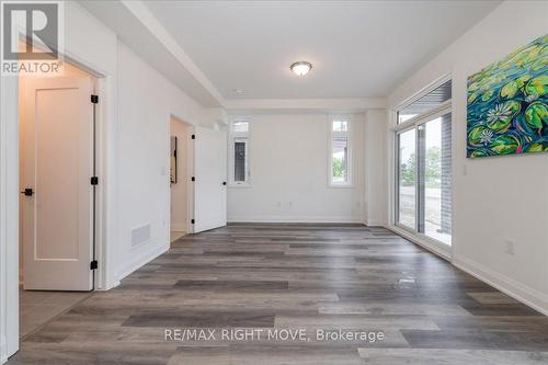 68 Wyn Wood Lane, Orillia, ON - Indoor Photo Showing Other Room