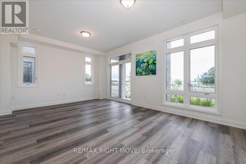 68 Wyn Wood Lane, Orillia, ON - Indoor Photo Showing Other Room