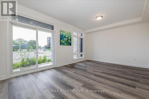 68 Wyn Wood Lane, Orillia, ON - Indoor Photo Showing Other Room