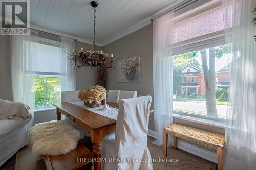 250 Harvey Street, Orillia, ON - Indoor Photo Showing Dining Room