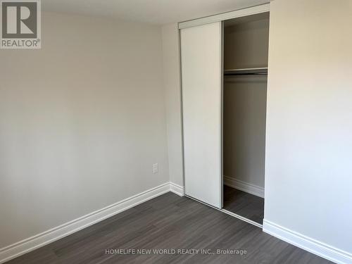 8 Maplehurst Crescent, Barrie (Cundles East), ON - Indoor Photo Showing Other Room