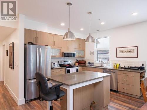 203-210 Hawkins Street, Whitehorse, YT - Indoor Photo Showing Kitchen With Stainless Steel Kitchen