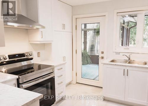 3 - 681 Whitaker Street, Peterborough (Ashburnham), ON - Indoor Photo Showing Kitchen With Double Sink