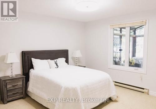 3 - 681 Whitaker Street, Peterborough (Ashburnham), ON - Indoor Photo Showing Bedroom