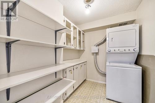 309 - 7811 Yonge Street, Markham (Thornhill), ON - Indoor Photo Showing Laundry Room