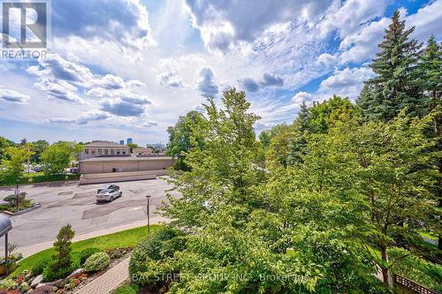 309 - 7811 Yonge Street, Markham (Thornhill), ON - Outdoor With View