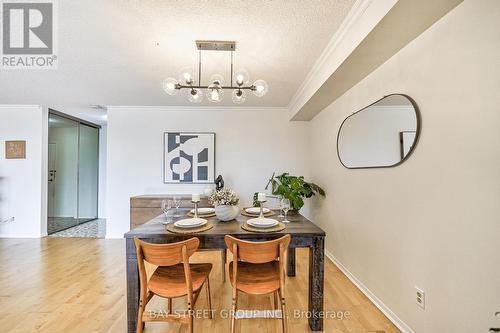 309 - 7811 Yonge Street, Markham (Thornhill), ON - Indoor Photo Showing Dining Room