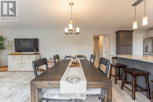 317 Edgehill Drive, Barrie (Edgehill Drive), ON - Indoor Photo Showing Dining Room