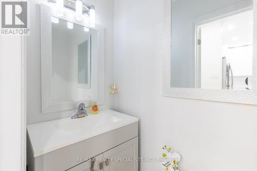 22 - 8136 Coventry Road, Niagara Falls, ON - Indoor Photo Showing Bathroom