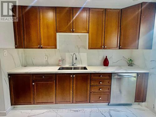 15 Lighthall Crescent, Toronto (Malvern), ON - Indoor Photo Showing Kitchen With Double Sink